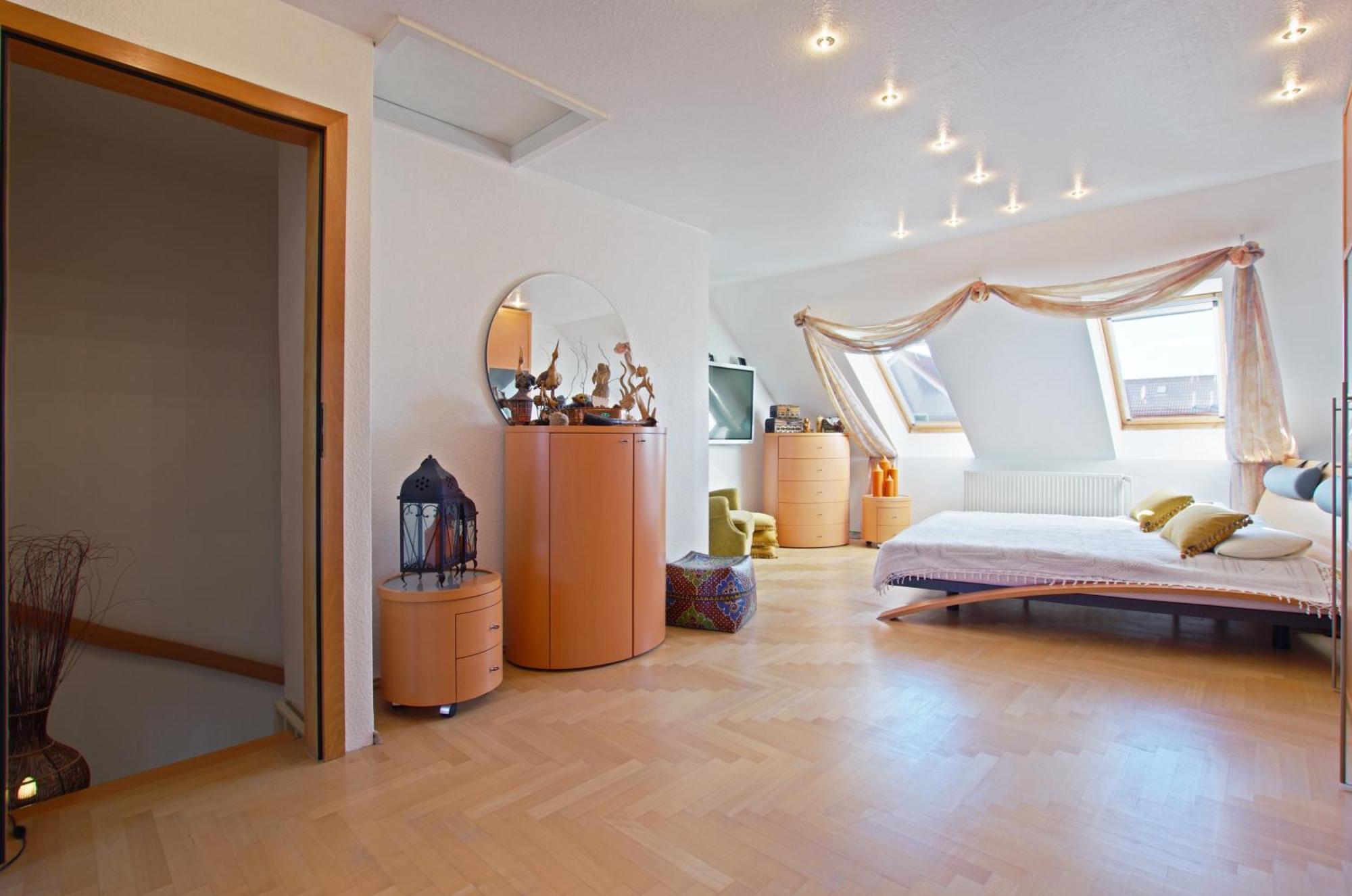 Private Rooms Near Exhibition Center Hanovra Exterior foto