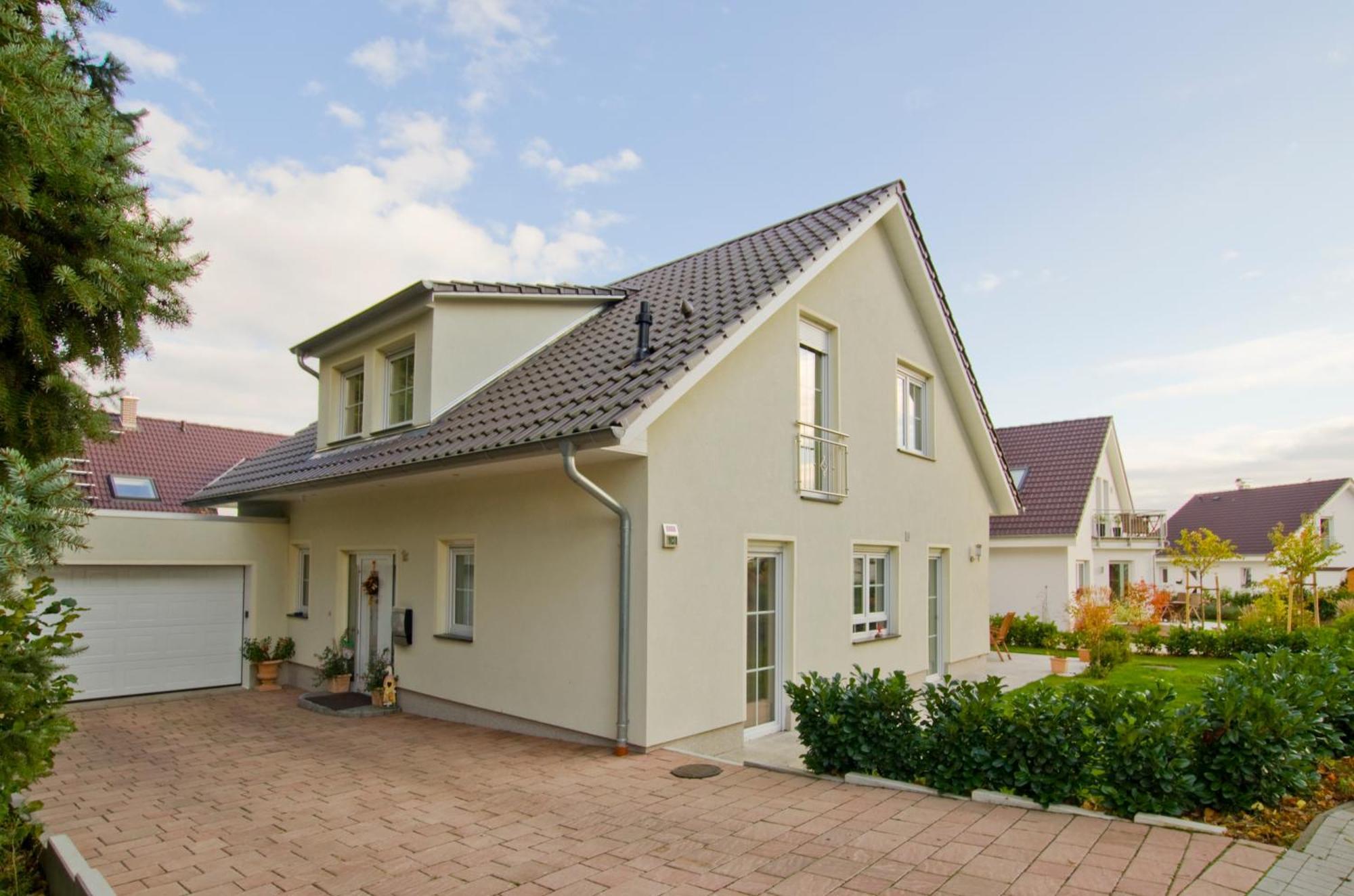 Private Rooms Near Exhibition Center Hanovra Exterior foto