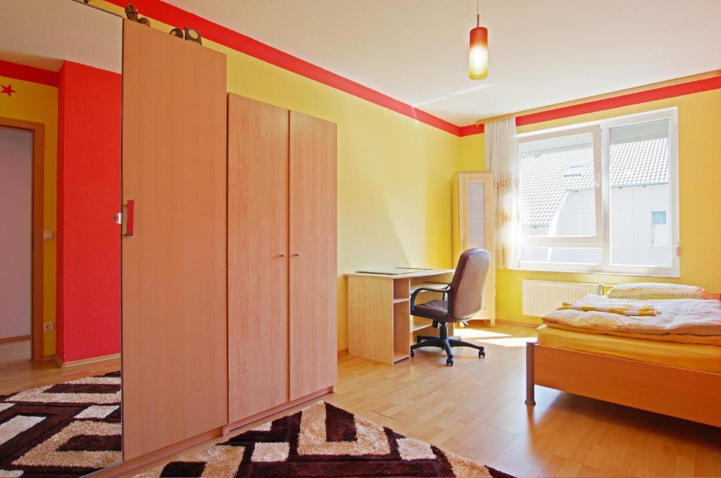 Private Rooms Near Exhibition Center Hanovra Cameră foto