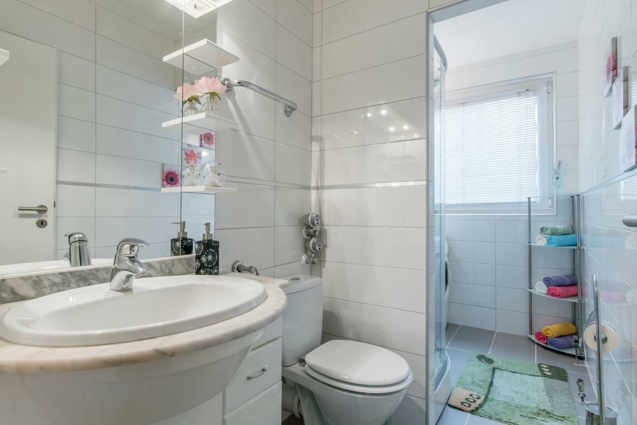Private Rooms Near Exhibition Center Hanovra Exterior foto